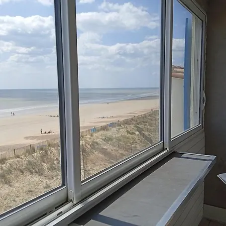 La Baie De St Jean Apartment *