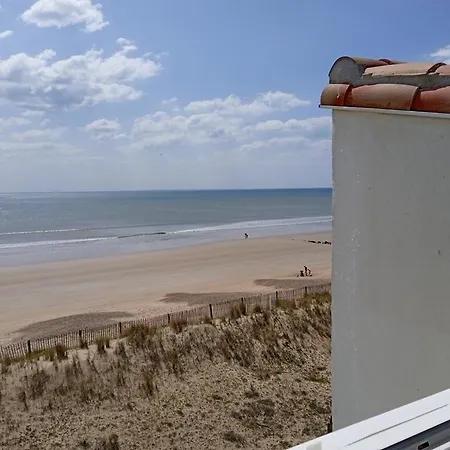 La Baie De St Jean Apartment *